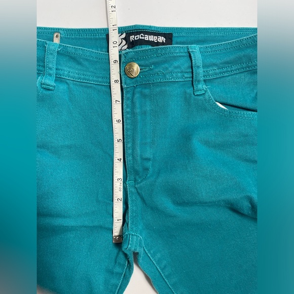 Rocawear Turquoise Embroidered Shorts - Picture 6 of 10